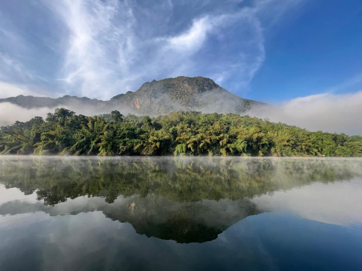 Phu Naphat Resort Tha Kradan Luaran gambar