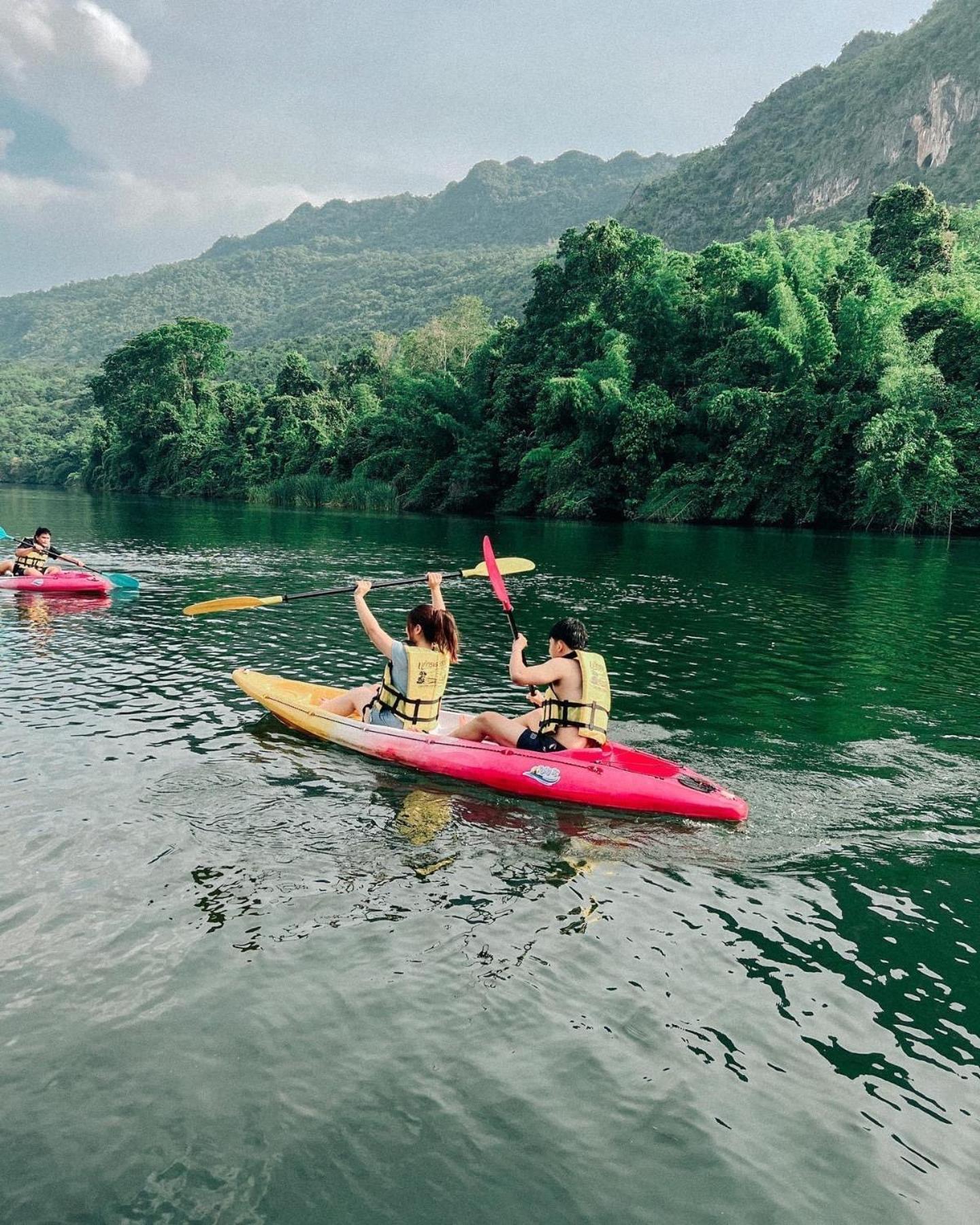 Phu Naphat Resort Tha Kradan Luaran gambar